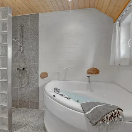Amazing In With Kitchen * Skjern